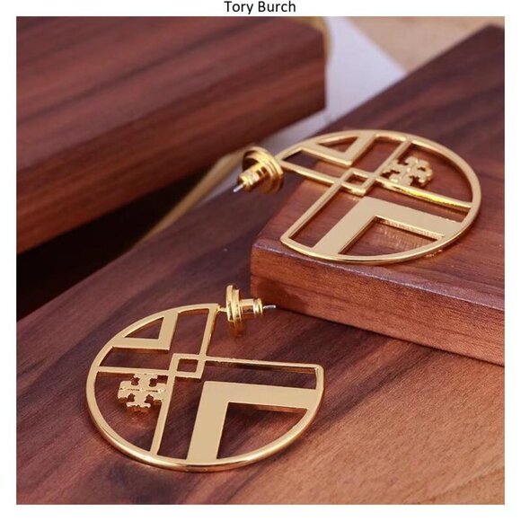 Tory Burch gold earrings - Picture 4 of 6